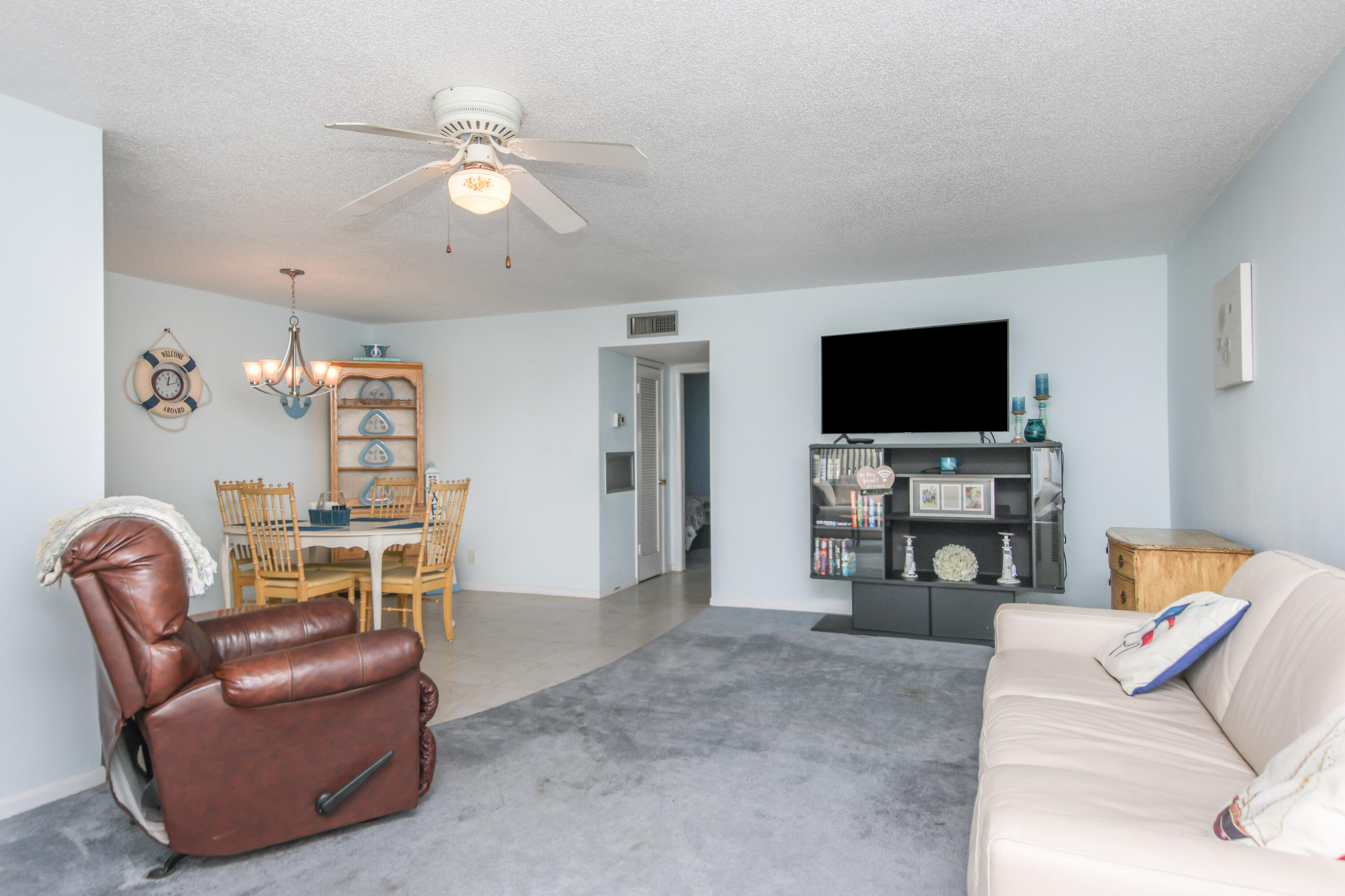 HIGH POINT OF DELRAY BEACH CONDO SEC I - Residential