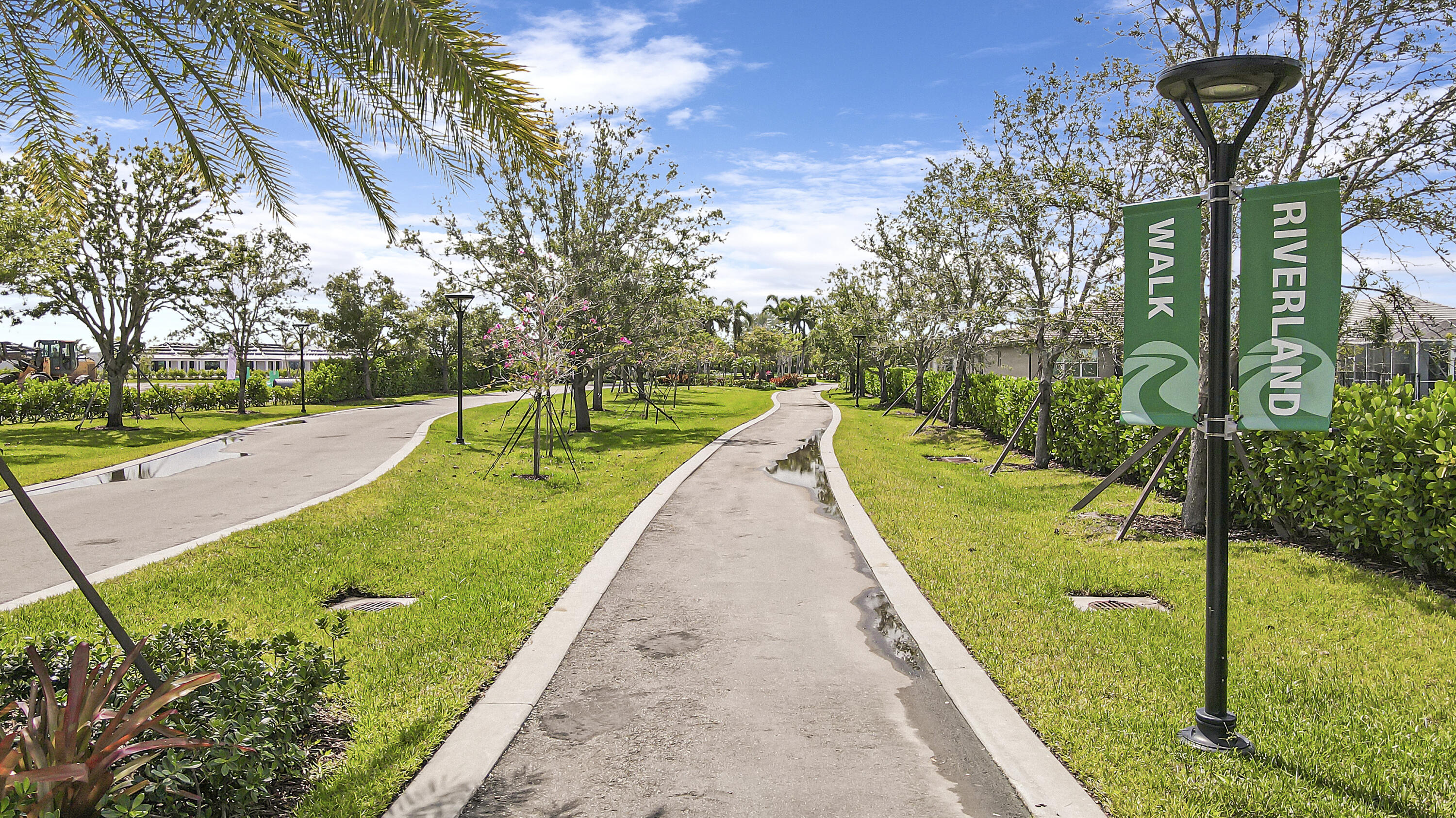 Valencia Cay - Residential