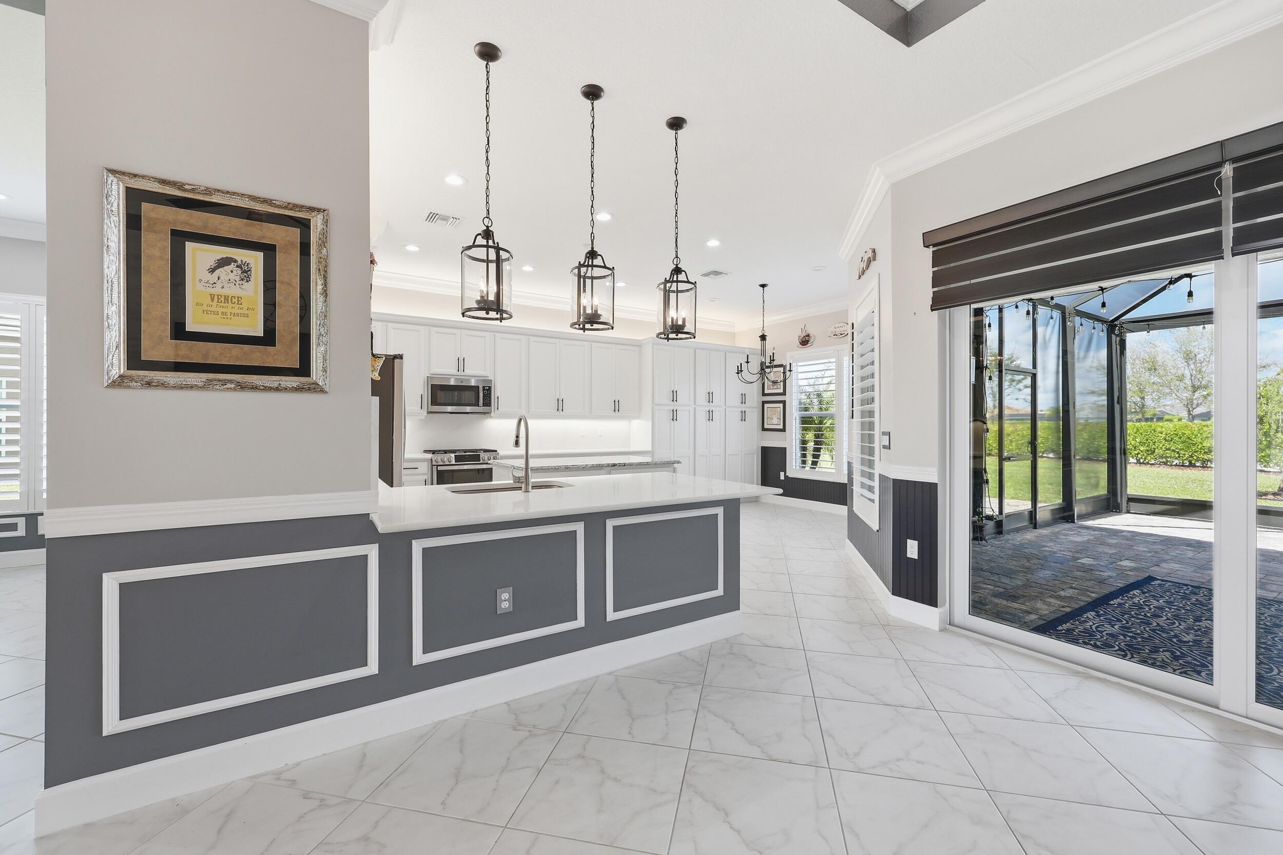 Valencia Cay - Residential