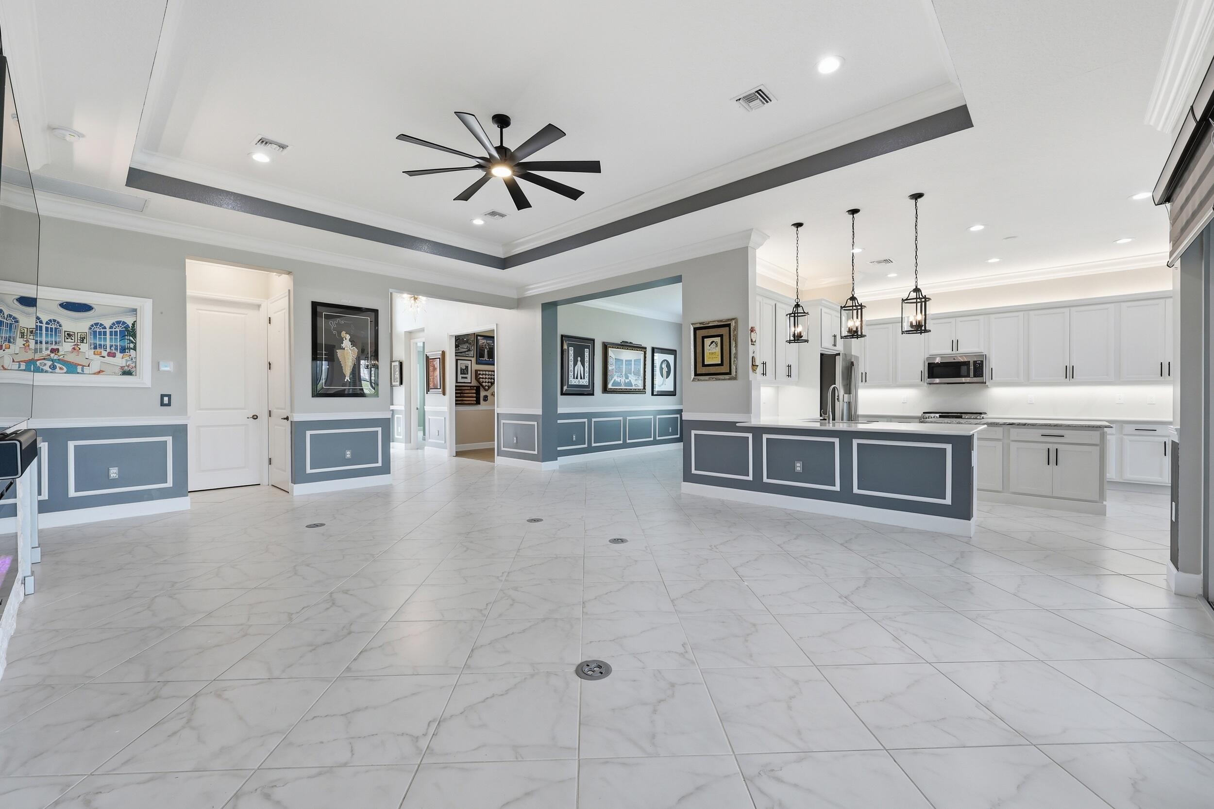 Valencia Cay - Residential