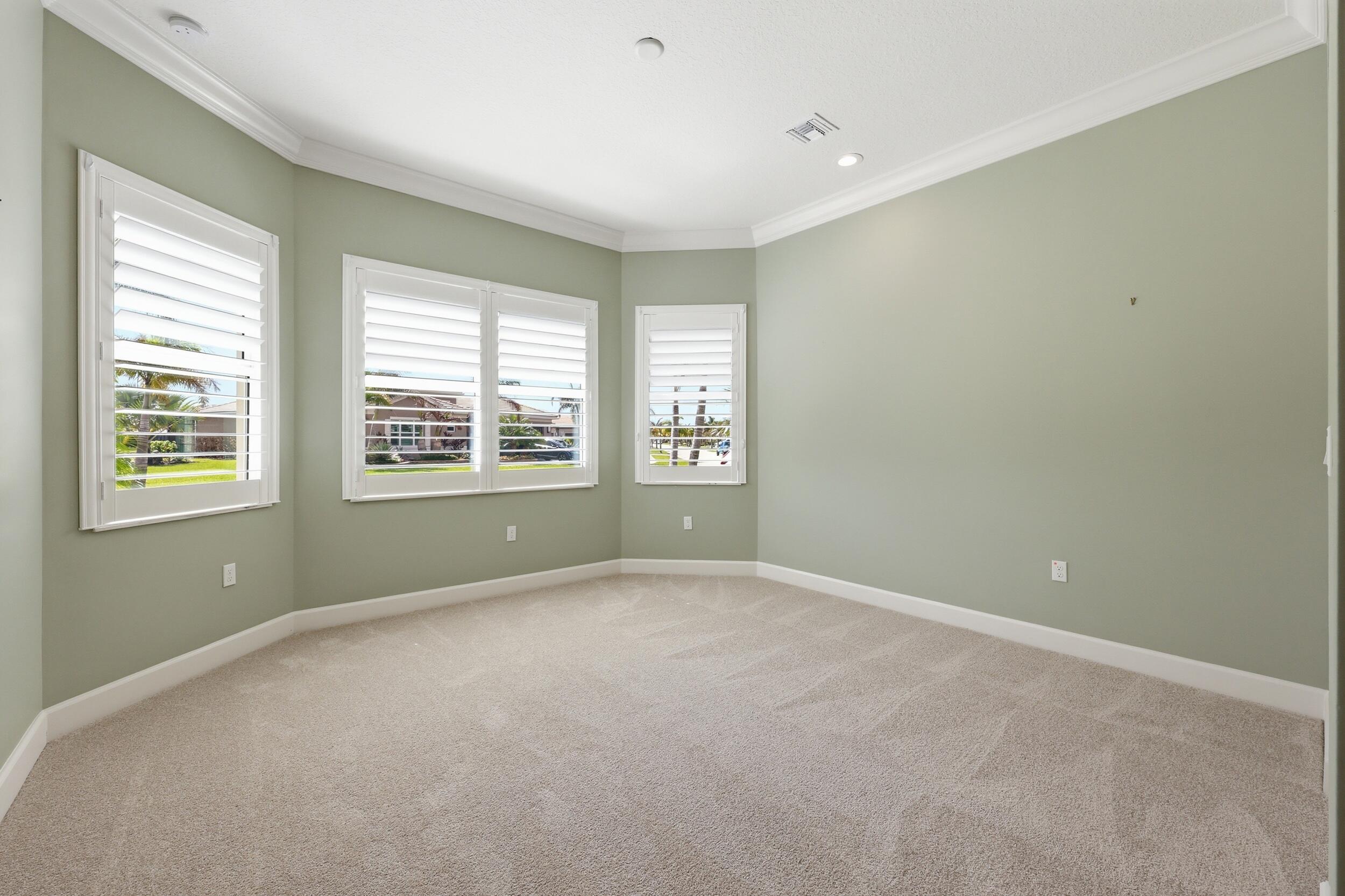 Valencia Cay - Residential