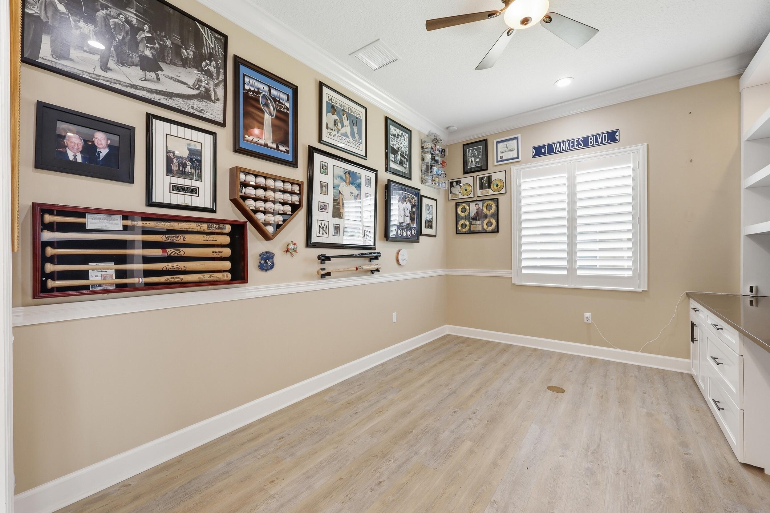 Valencia Cay - Residential