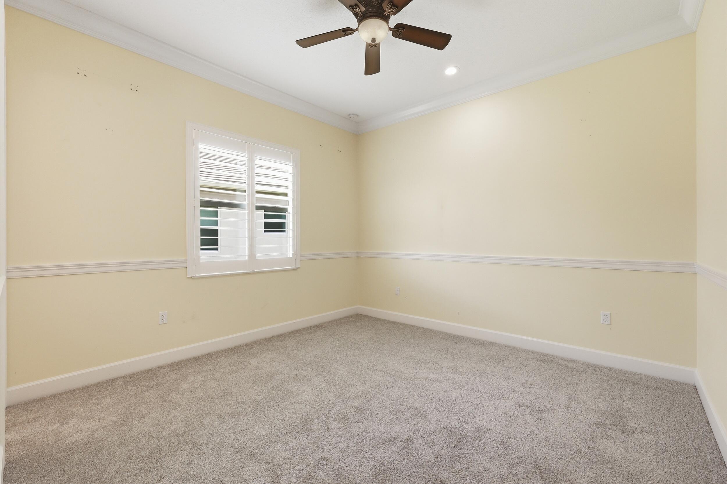 Valencia Cay - Residential