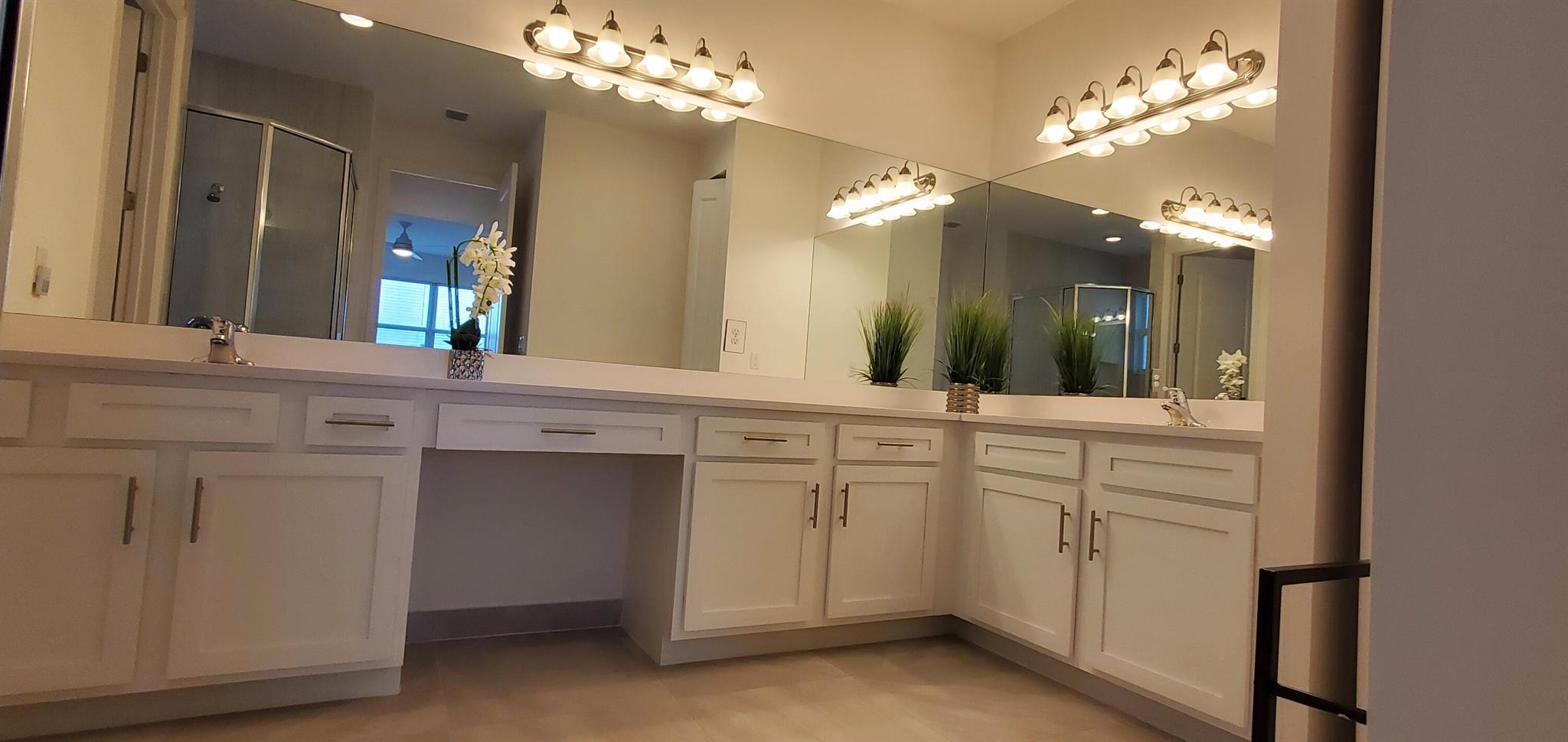 Valencia Grove - Residential Lease