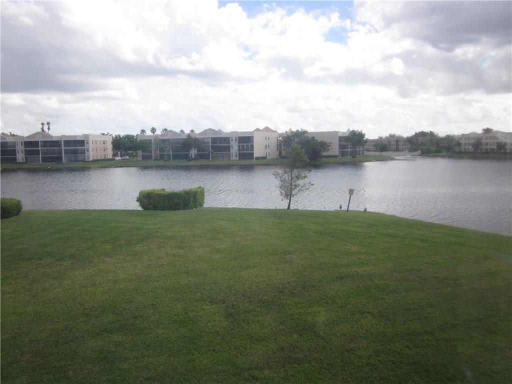 KINGS POINT - Residential