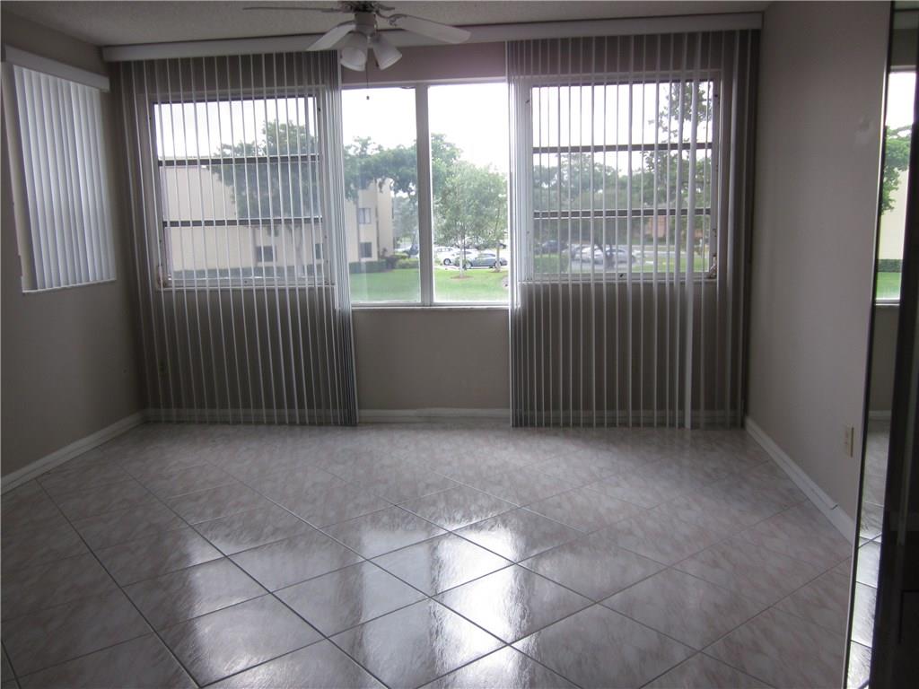 KINGS POINT - Residential