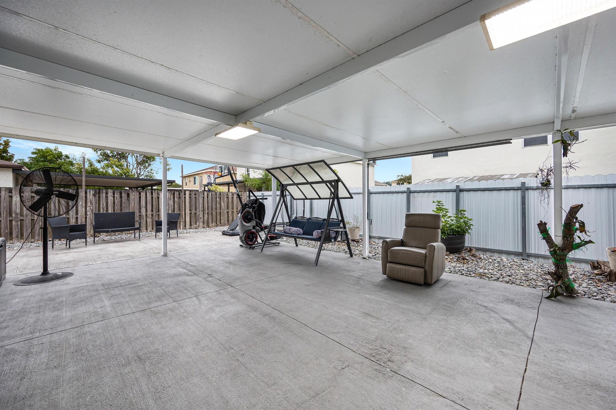 ISABELLA HOMES - Residential