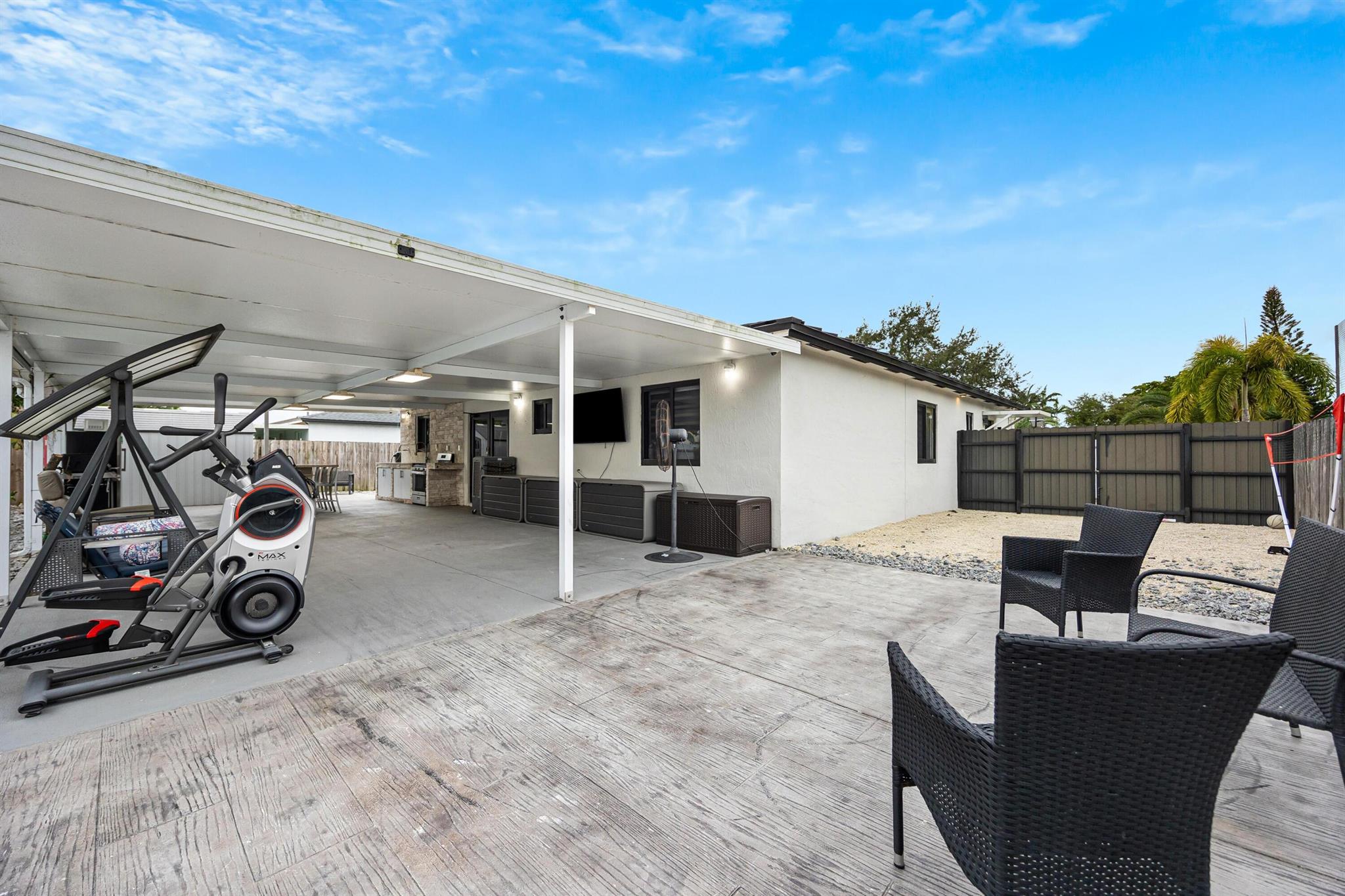 ISABELLA HOMES - Residential