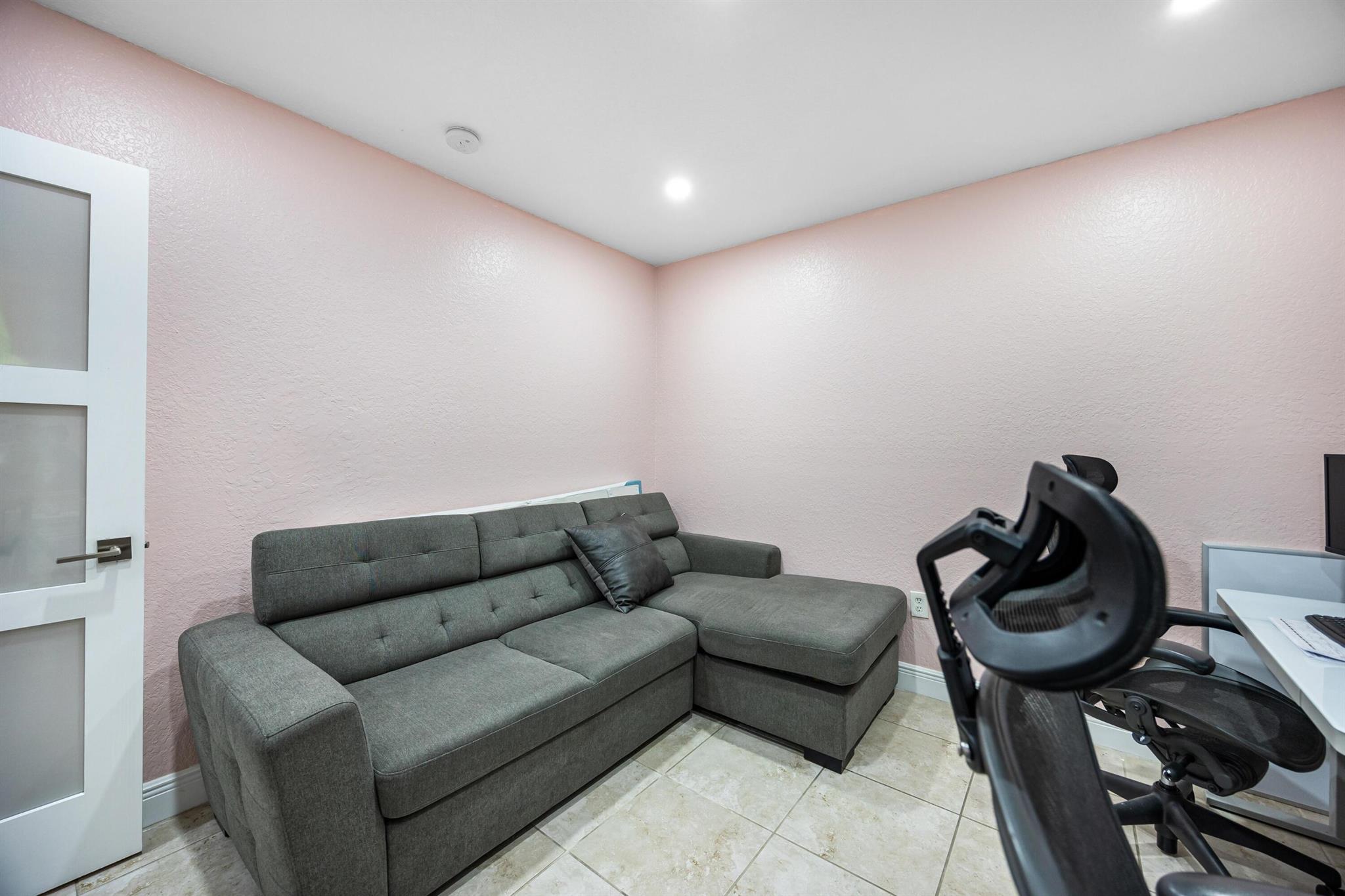 ISABELLA HOMES - Residential