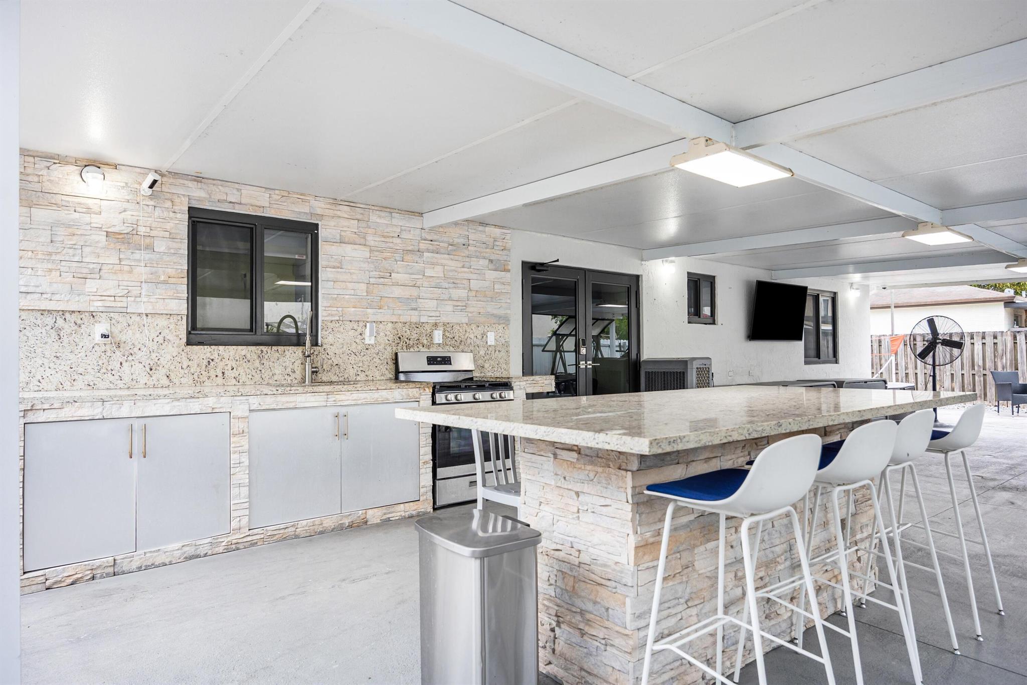 ISABELLA HOMES - Residential