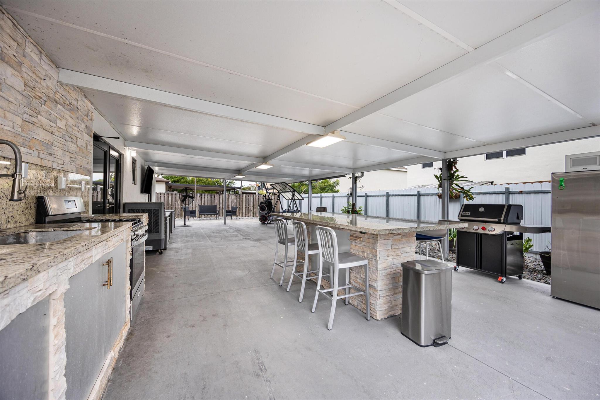 ISABELLA HOMES - Residential