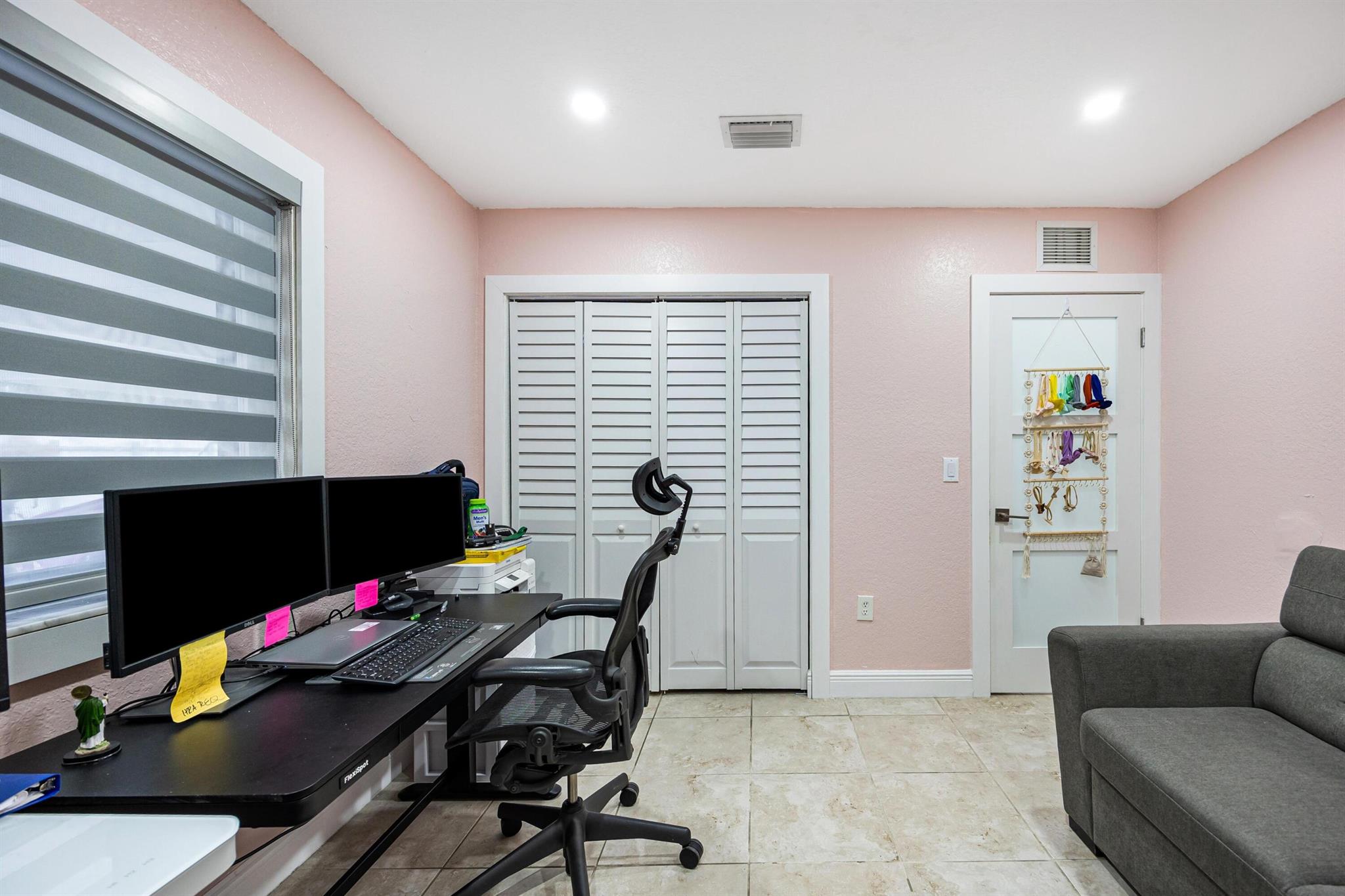 ISABELLA HOMES - Residential