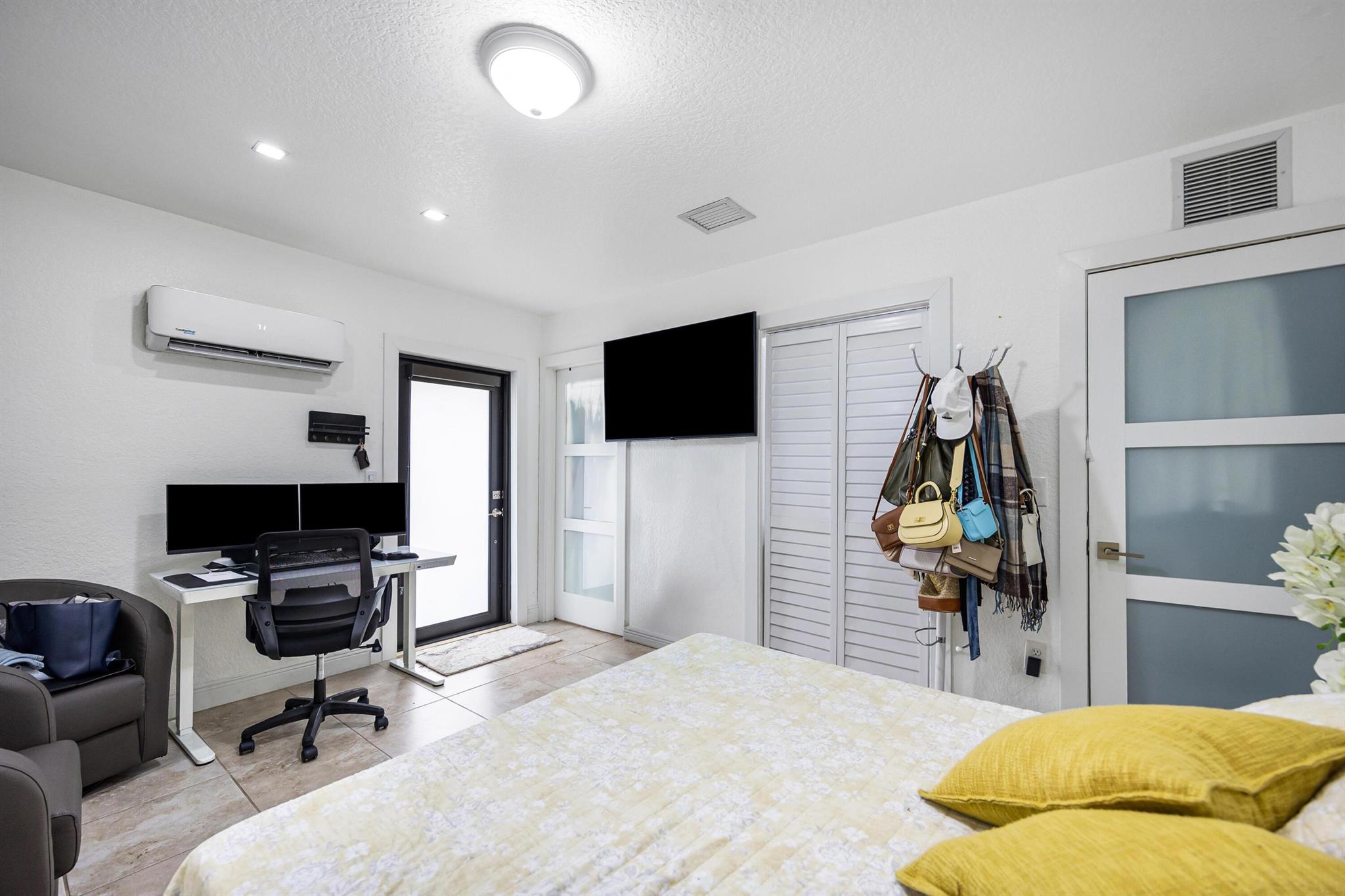 ISABELLA HOMES - Residential