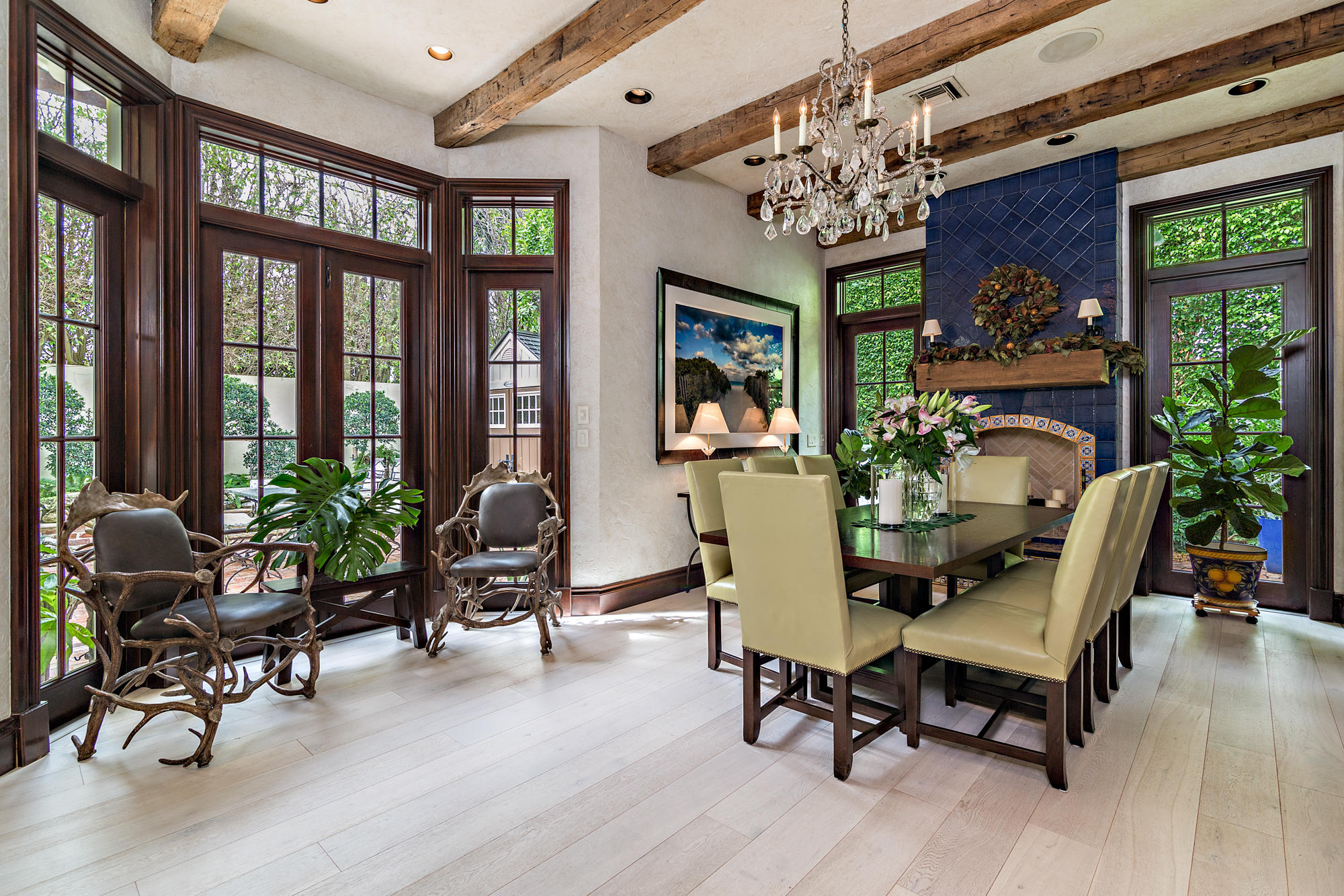 NORTH SHORE - Residential