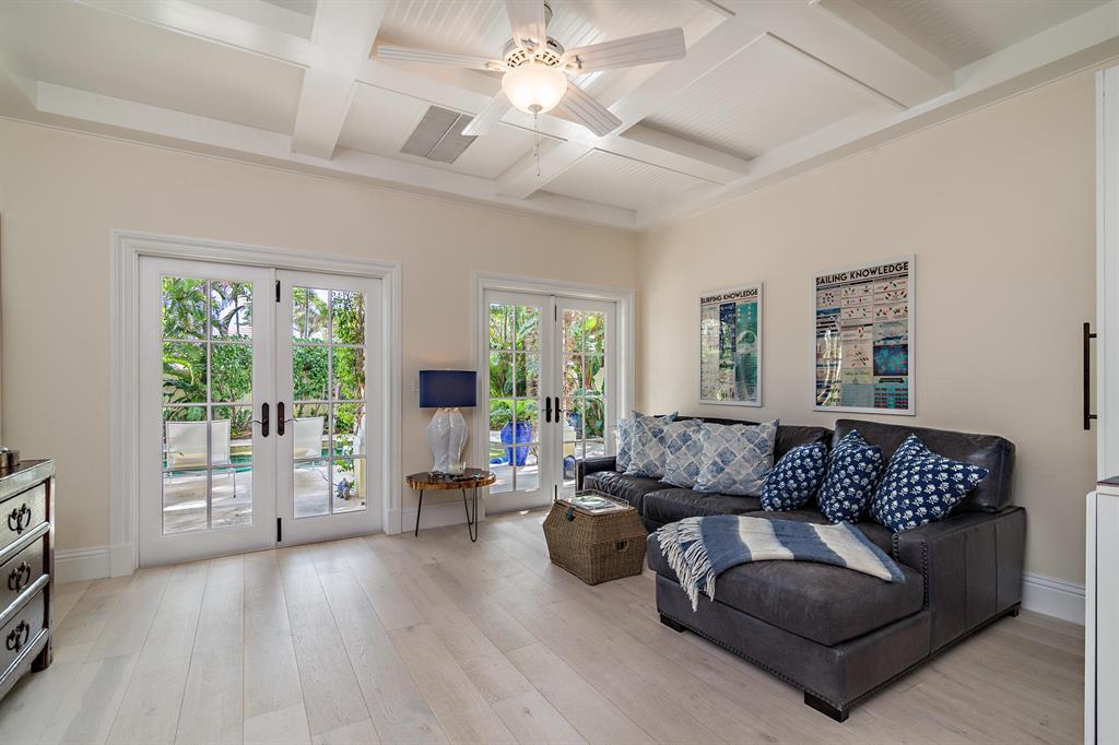 NORTH SHORE - Residential