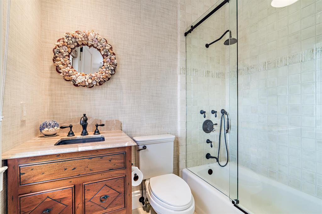 NORTH SHORE - Residential