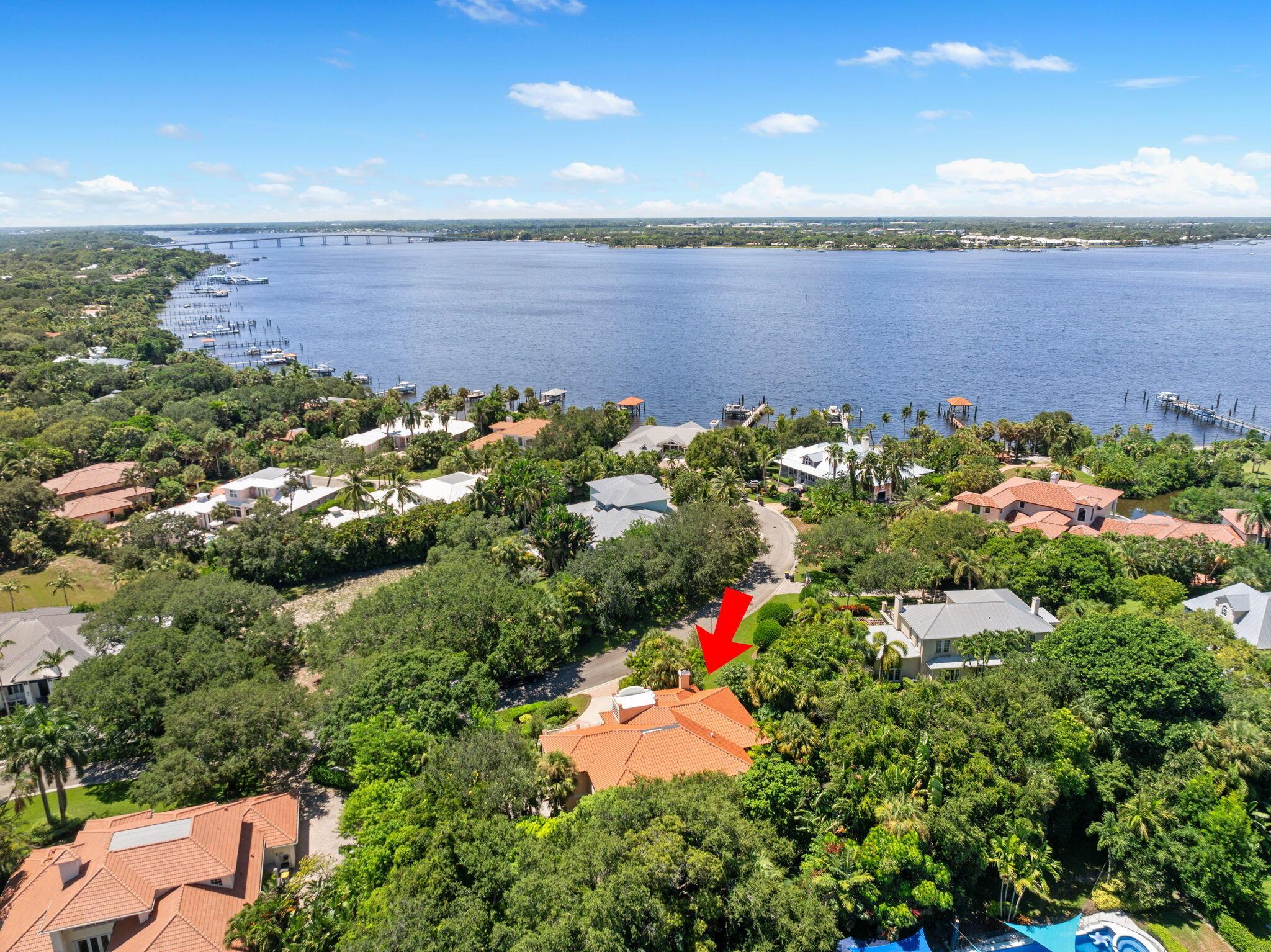 CASTLE HILL - Residential