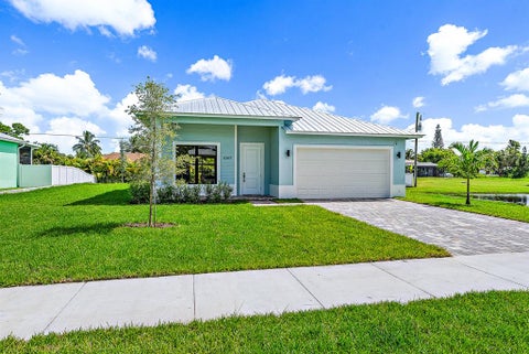 Featured picture for the property R10850108