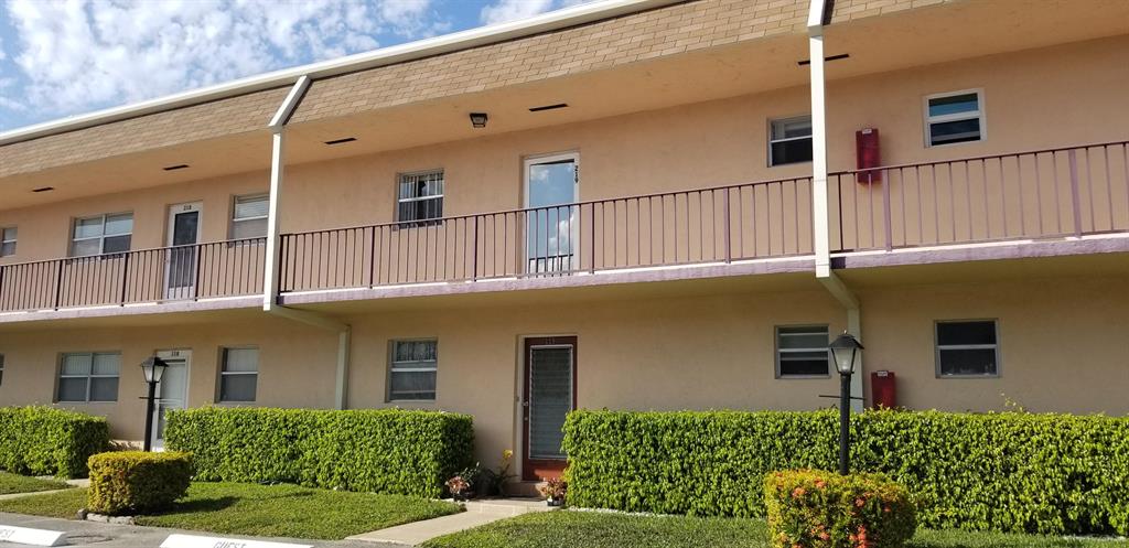 Must see & be the 1st to use and live in since renovations to this 2nd floor 1bd/1.5ba condo in the gated, resort style 55+ Century Village Community! Remodeled eat in kitchen, new floors throughout condo, newer a/c & water heater. Master has new bathroom cabinets, walk in & linen closets. Sliders off the living rm & master to the large fully enclosed patio, with amazing garden view, provides a serene place to relax. Welcome Home! Private pool & BBQ in courtyard for Oxford residents only. Live the resort lifestyle where you can be as active as you want to be, located minutes to the beaches, downtown, & PB Int'l Airport and much more! This active adult community offers clubhouse, pools, gym, tennis, sauna, physical therapy, fitness/yoga/spin classes, so much more...
