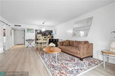 The Inverrary Country Clu - Residential Lease