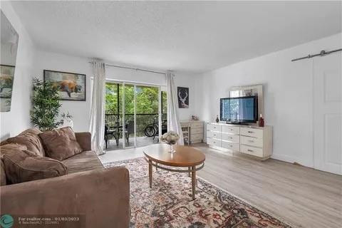 The Inverrary Country Clu - Residential Lease