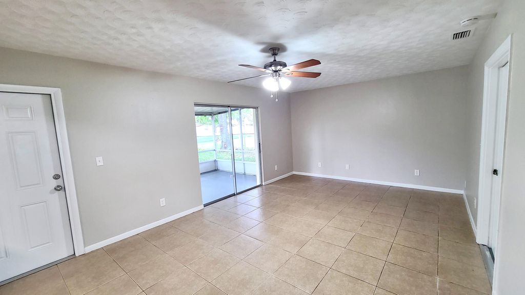 Photo of 576 SE Greenway Terrace, Port Saint Lucie, FL 34983 (MLS # R10966026)