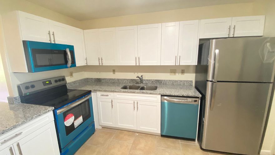 END UNIT NEXT TO POOL. 2 BEDROOM 2 BATH. TENANT PAYS ELECTRIC. RENT INCLUDES WATER, COVERED PATIOS, 1 ASSIGNED PARKING SPACE AND PLENTY OF GUEST PARKING.1ST, LAST & SECURITY REQUIRED. CREDIT SCORE 675 OR BETTER. CREDIT REPORT AND BACKGROUND CHECK REQUIRED FOR ALL OFFERS
