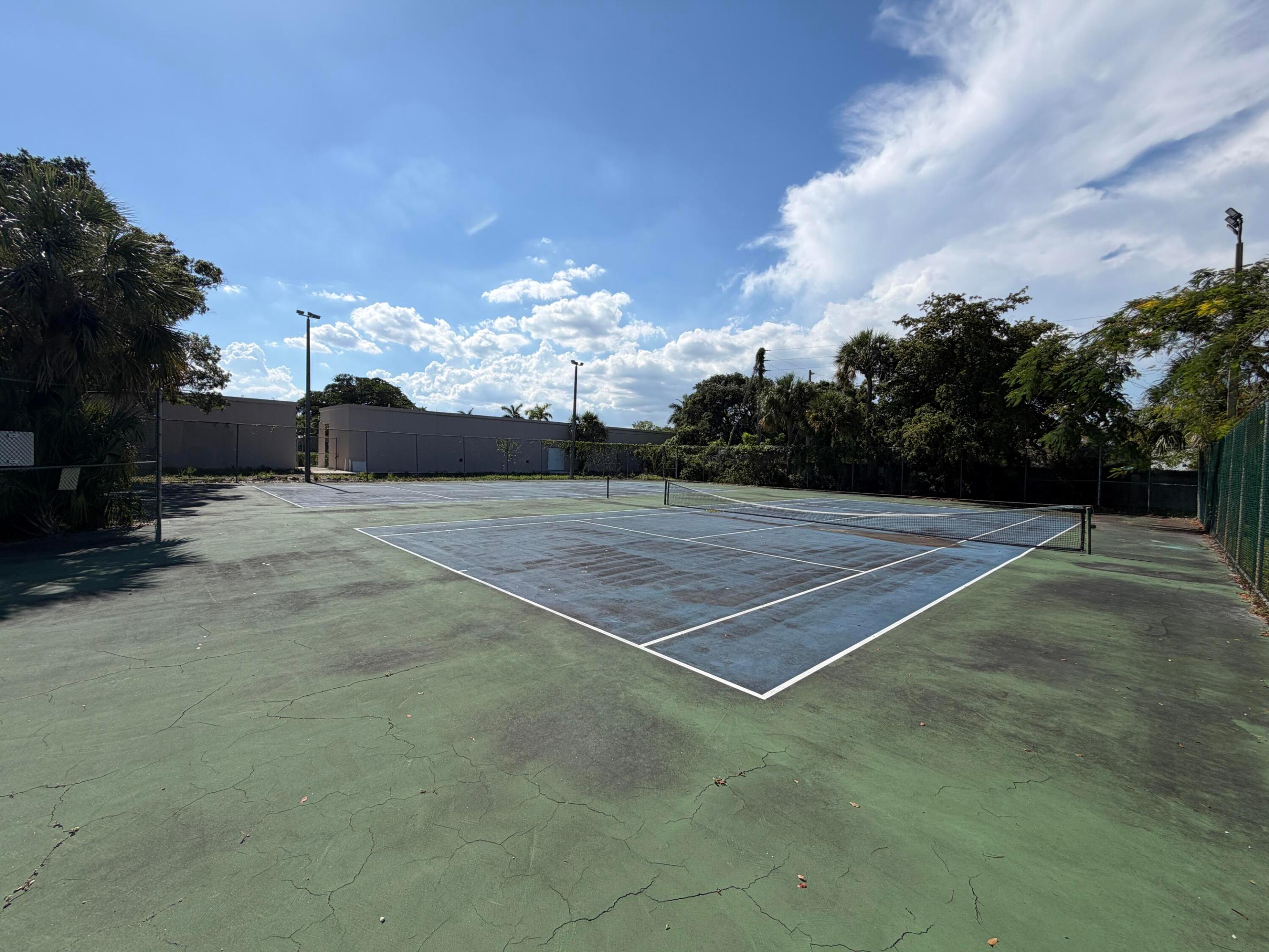 ROCK ISLAND LAND CORP - Residential