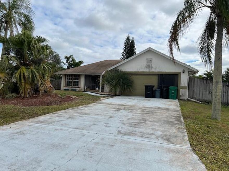 3 bedroom 2 bath ranch style home with inground pool.  Perfect property for investors seeking a great opportunity to fix and flip  Property currently being emptied of personal and household items.  Cash only.