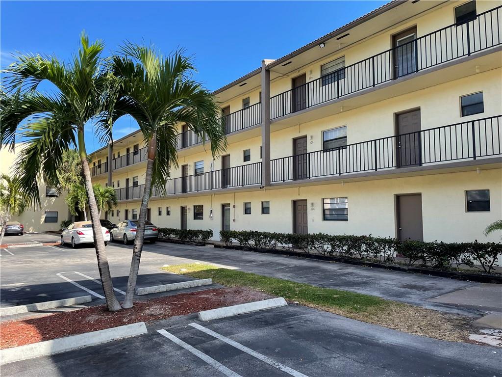 Location! Location! Amazing 2/2 condo located center of Coral Springs City, Cozy, Brightness and Very privacy unit with nice garden view. Beautiful kitchen with Quartz countertop. fully upgraded bathroom. Large bedrooms with two closet. Great School Zoon, easy access to major highway. All the Popular grocery stores and great restaurants are nearby. The association required 650 credit scores, quik approve. Make it become your dream home. Show it now!