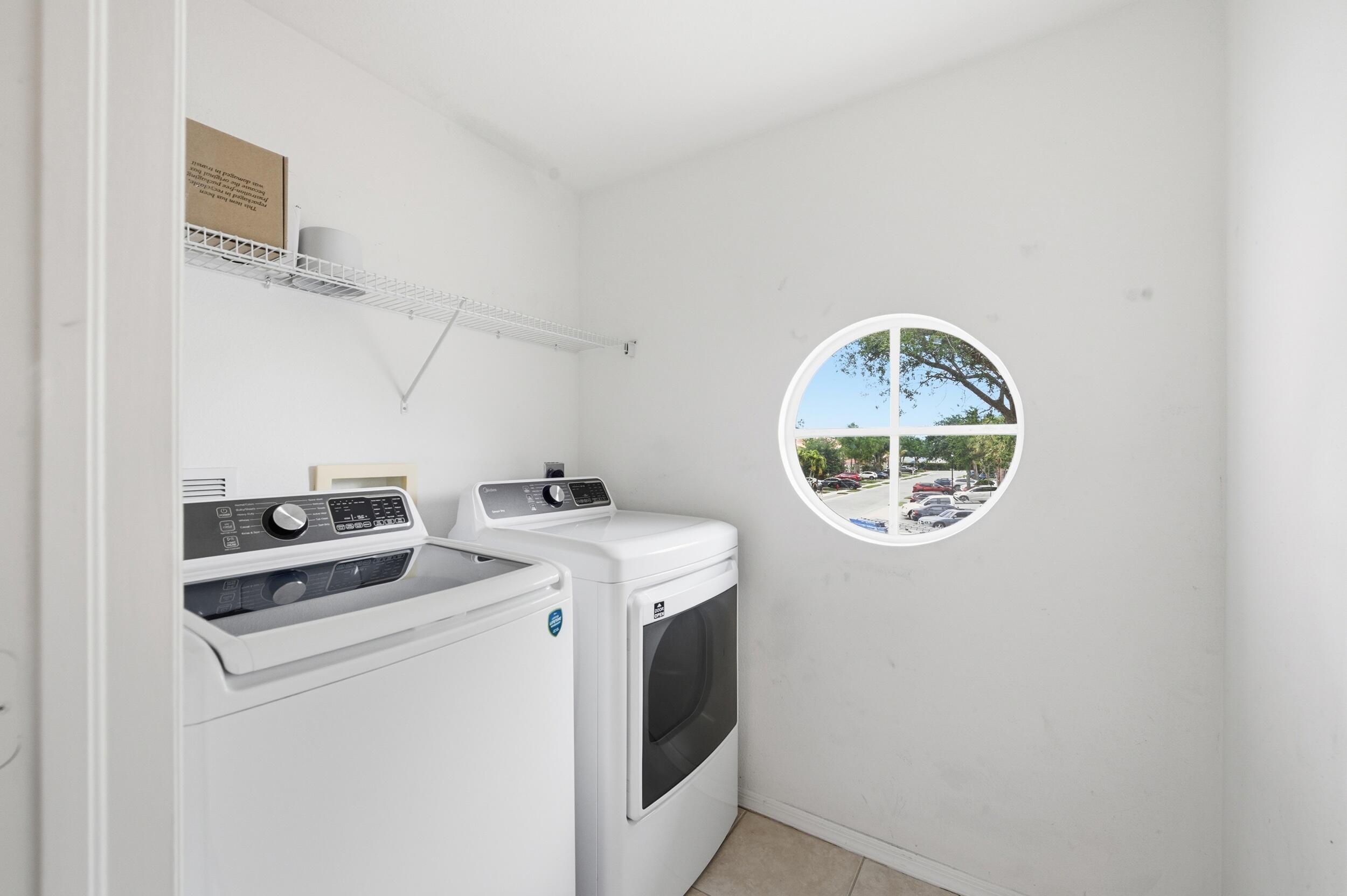 SEMINOLE PALMS - Residential Lease