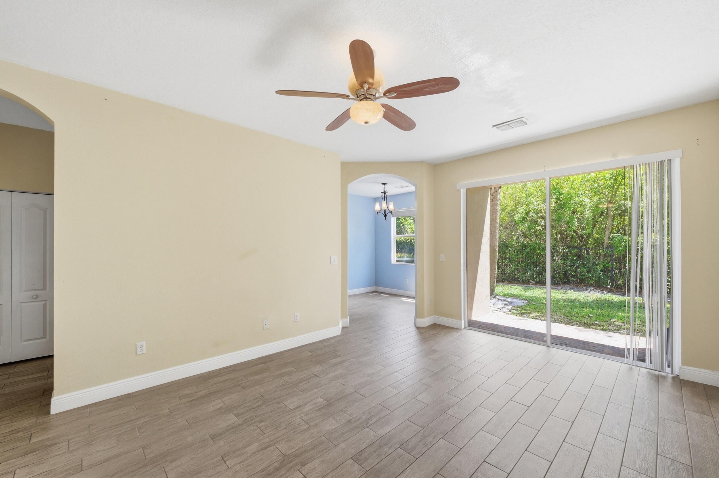 SEMINOLE PALMS - Residential Lease