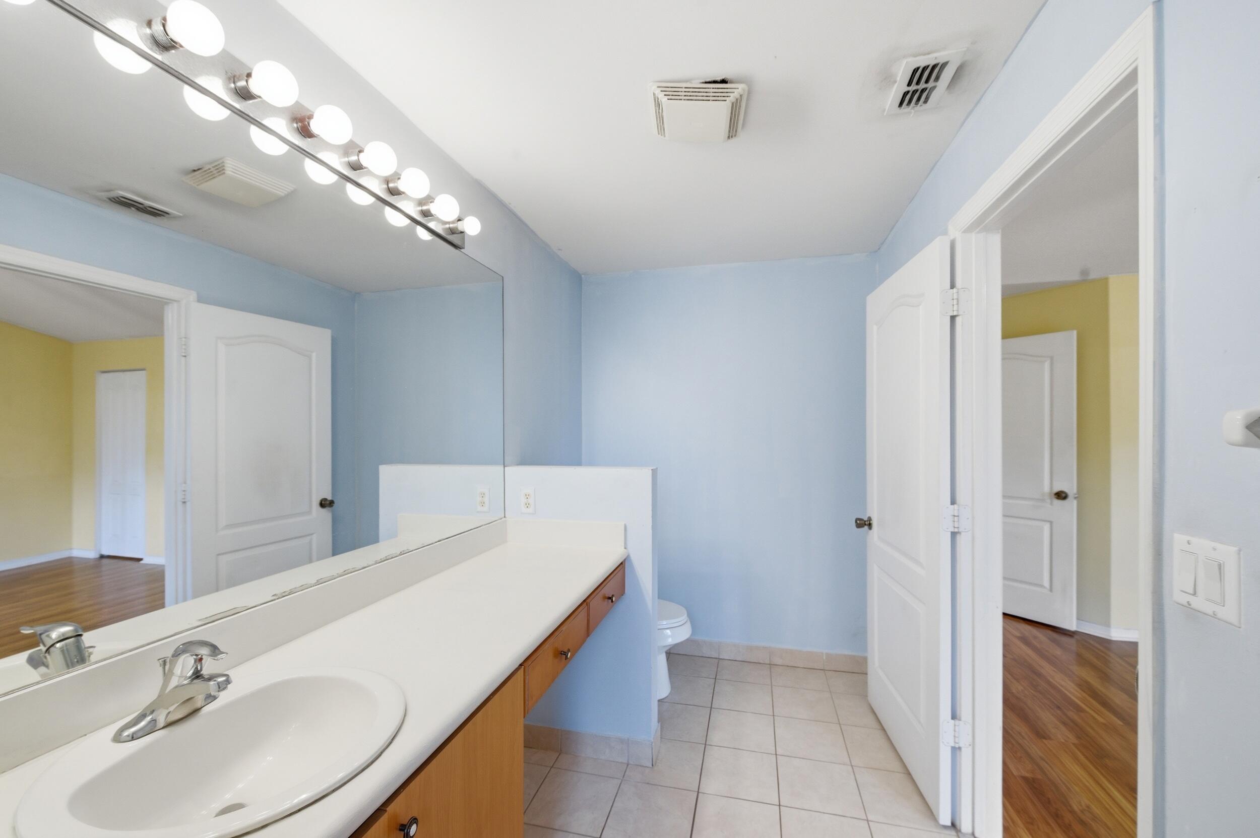 SEMINOLE PALMS - Residential Lease