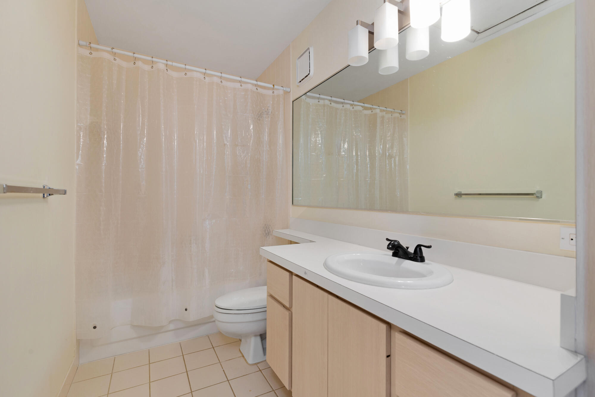 WELLESLEY AT LAKE CLARKE SHORES - Residential