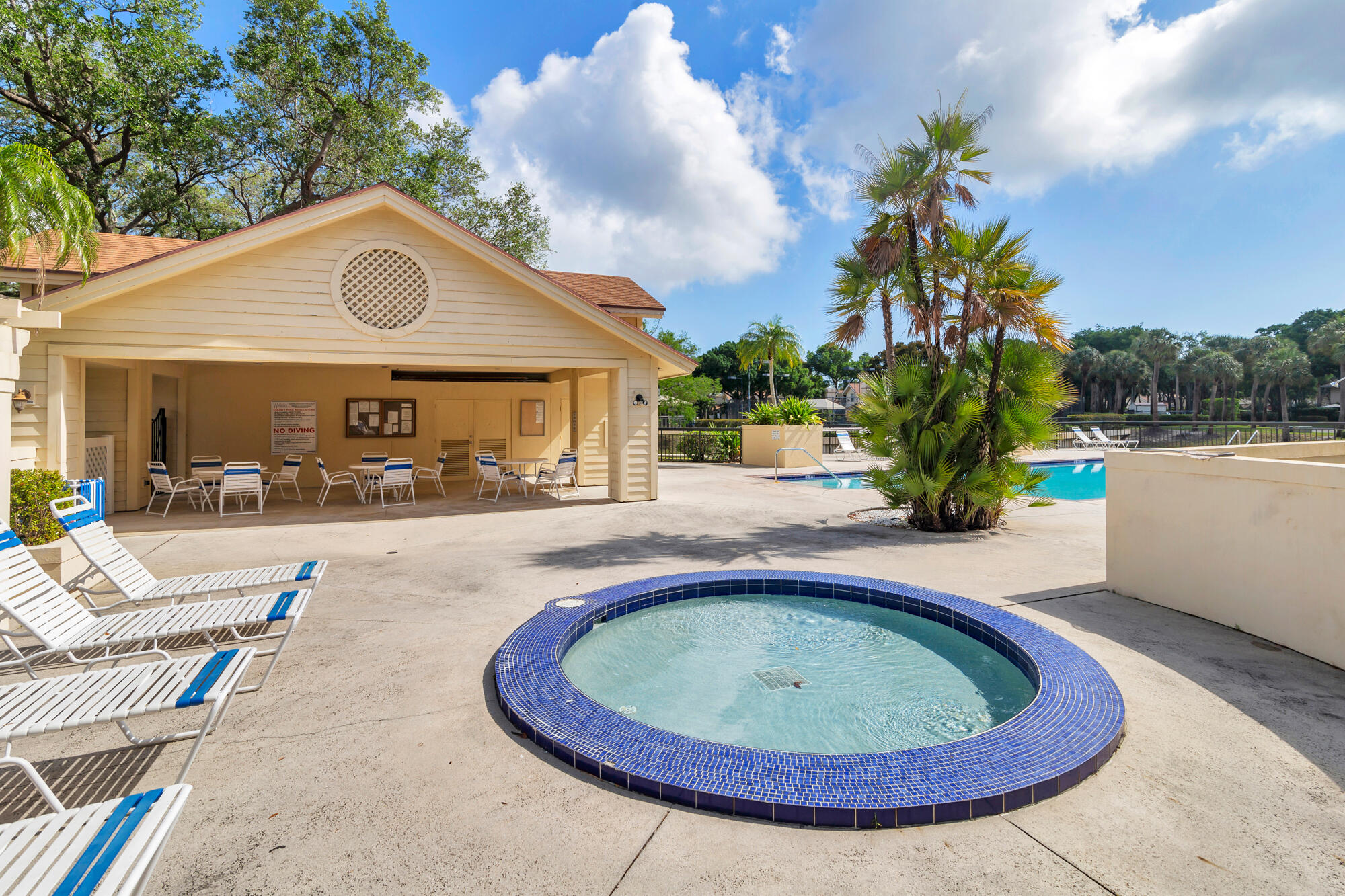 WELLESLEY AT LAKE CLARKE SHORES - Residential