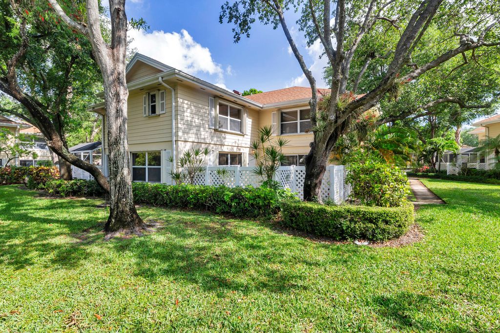 Photo of 8142 Bridgewater Court, West Palm Beach, FL 33406 (MLS # B26012452)