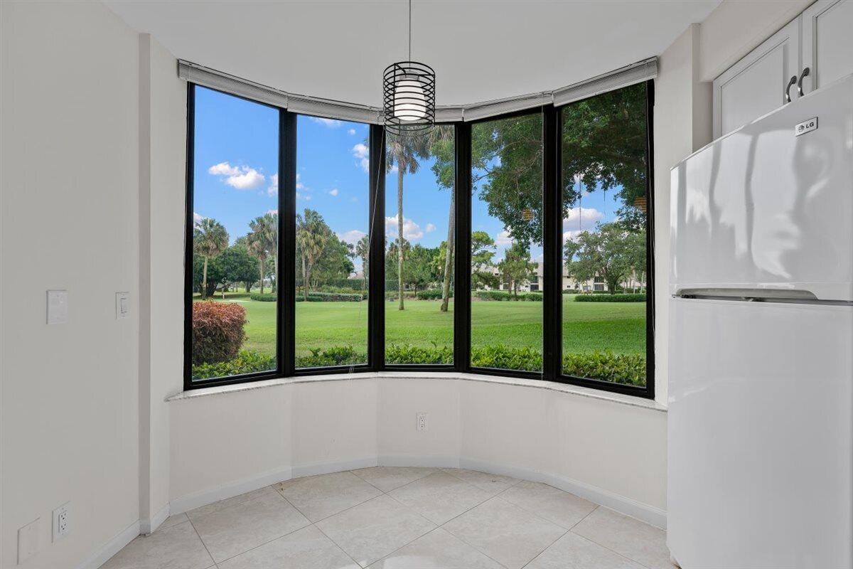WATERBEND AT JONATHANS LANDING CONDO - Residential