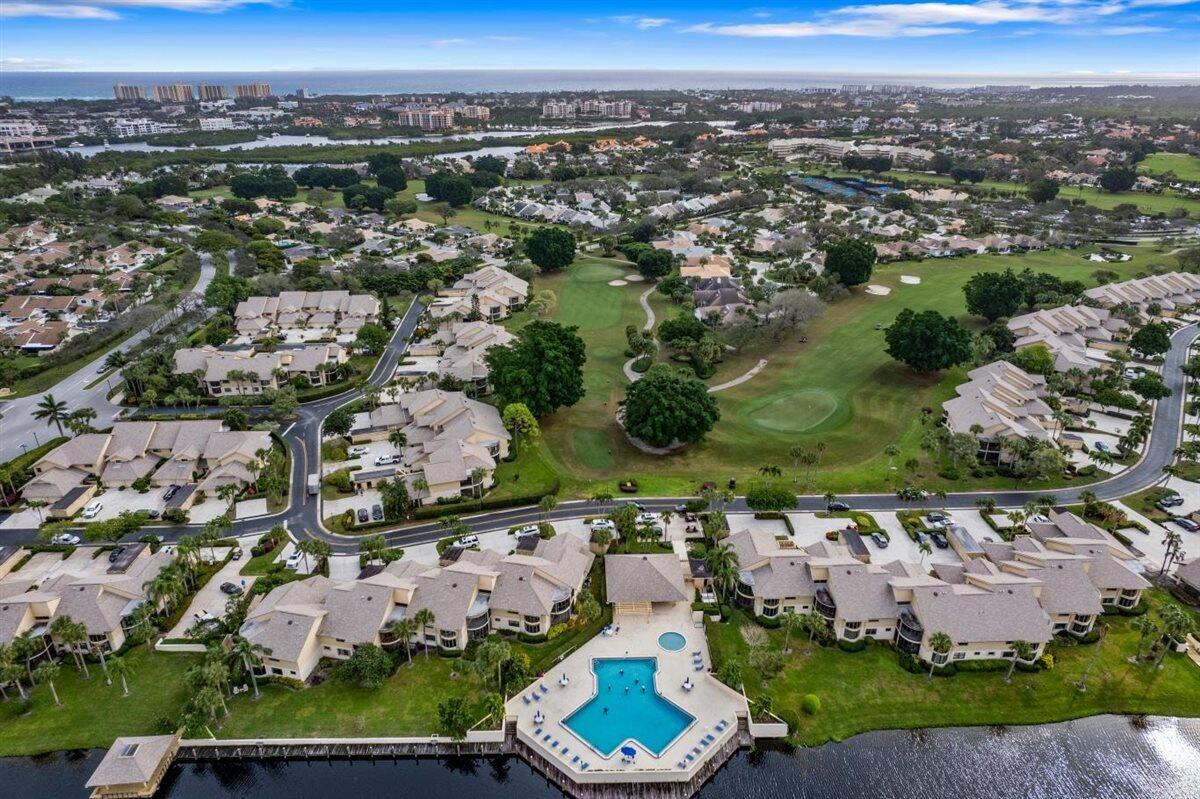 WATERBEND AT JONATHANS LANDING CONDO - Residential