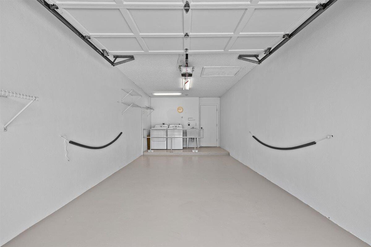 WATERBEND AT JONATHANS LANDING CONDO - Residential