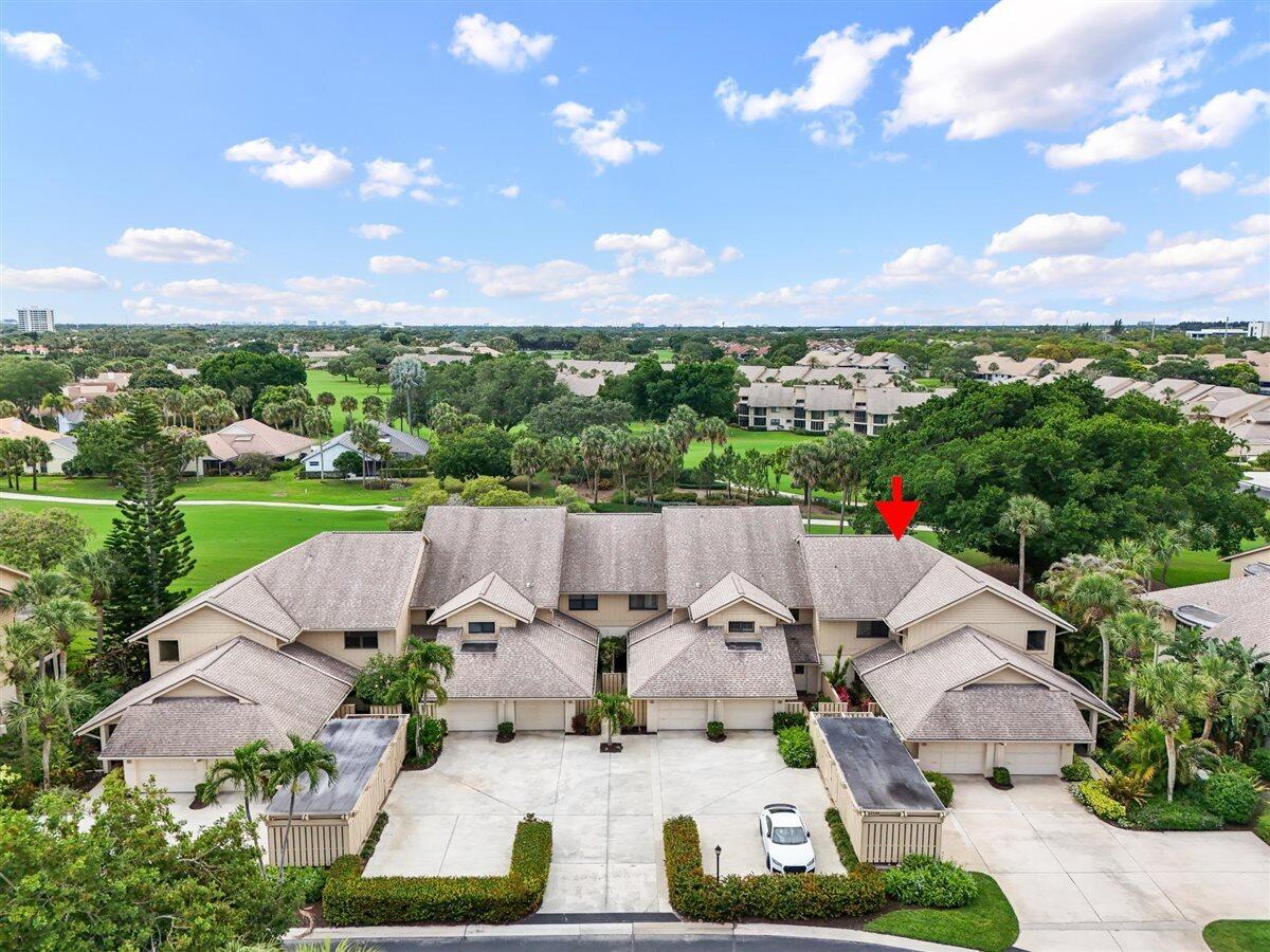 WATERBEND AT JONATHANS LANDING CONDO - Residential