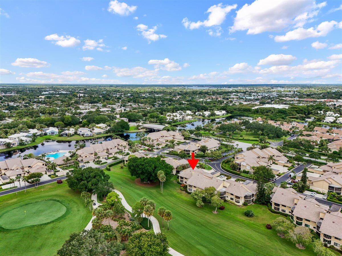 WATERBEND AT JONATHANS LANDING CONDO - Residential