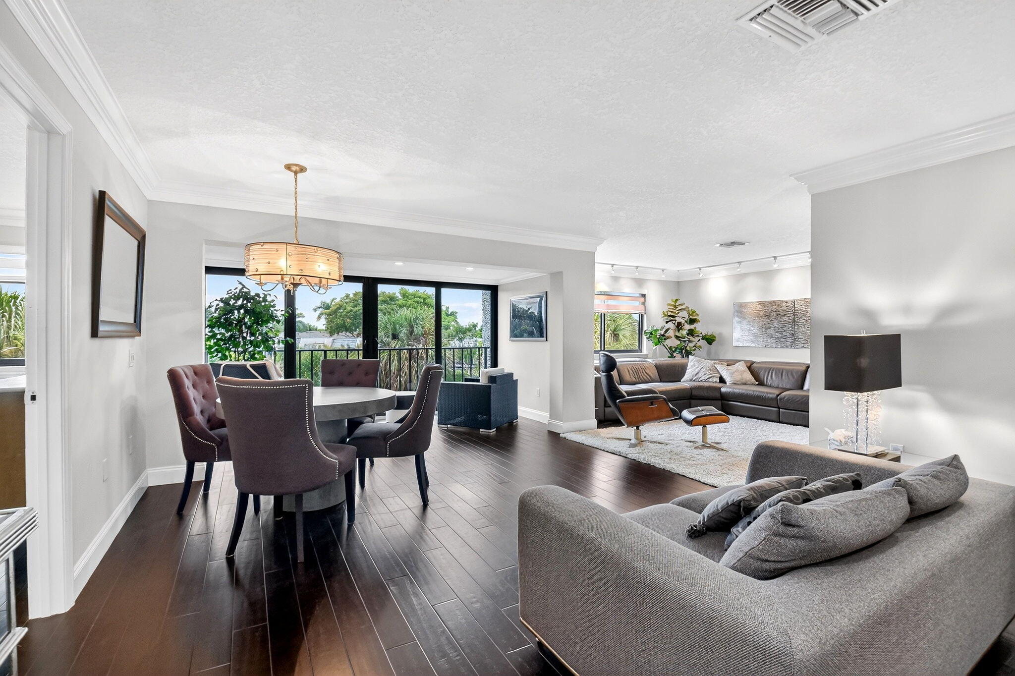 FOUNTAINS OF PALM BEACH CONDO 5 - Residential