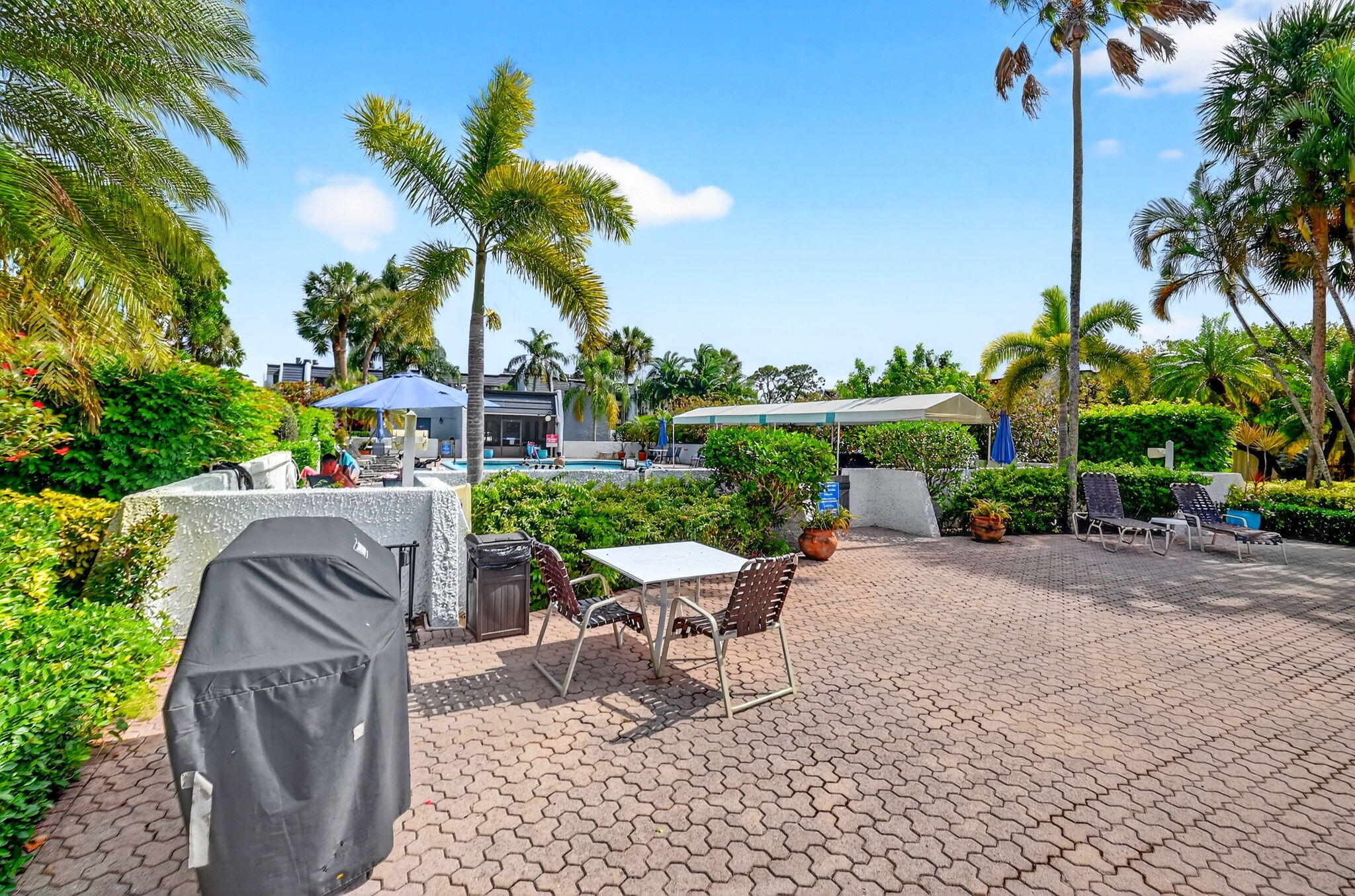 FOUNTAINS OF PALM BEACH CONDO 5 - Residential