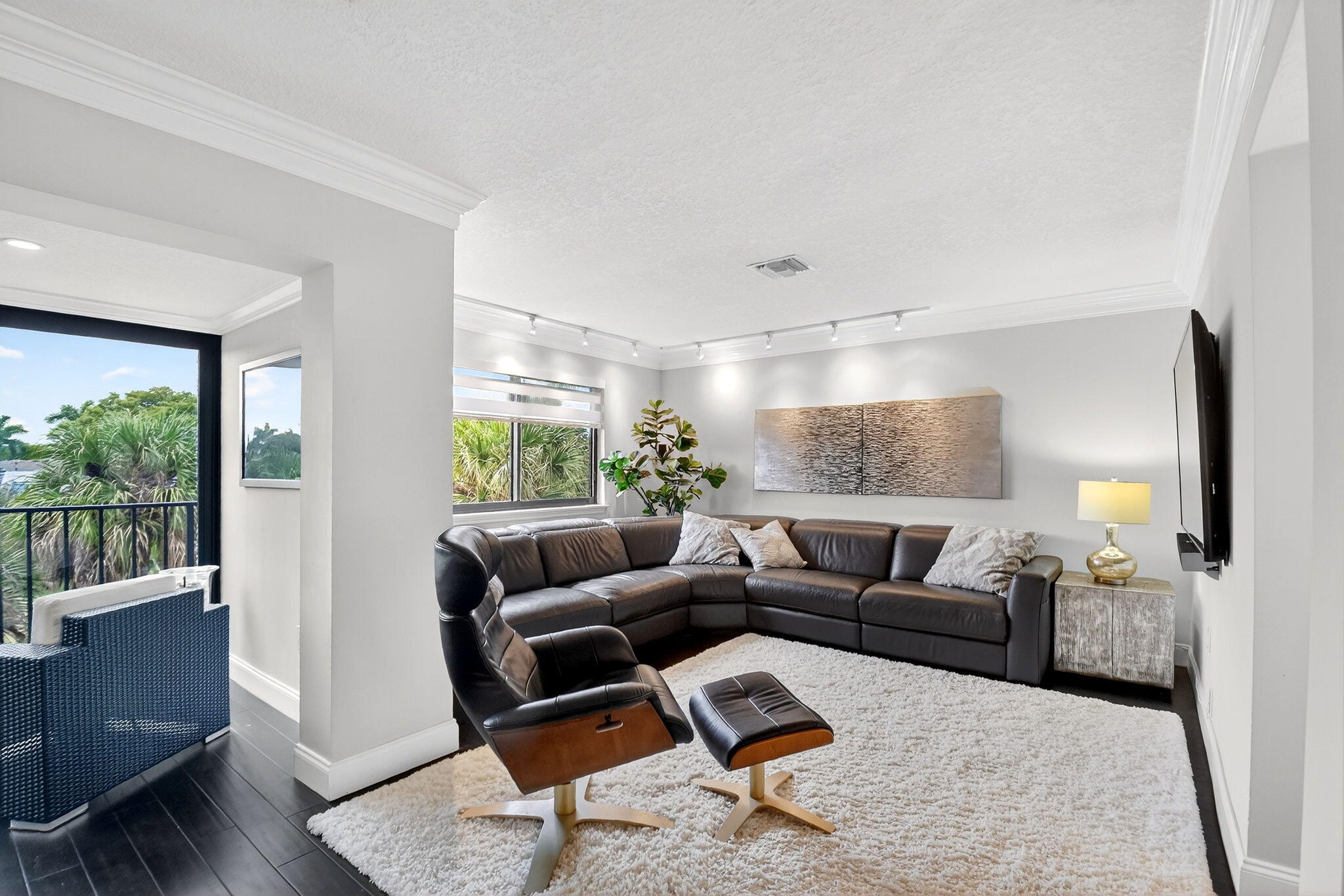 FOUNTAINS OF PALM BEACH CONDO 5 - Residential