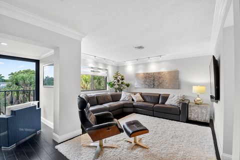 Tiny photo for 4290 Deste Court #303, Lake Worth, FL 33467 (MLS # B26012092)
