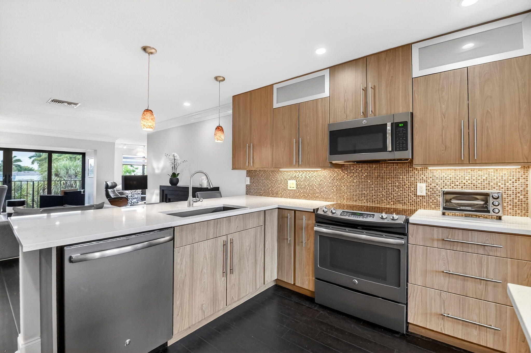 FOUNTAINS OF PALM BEACH CONDO 5 - Residential