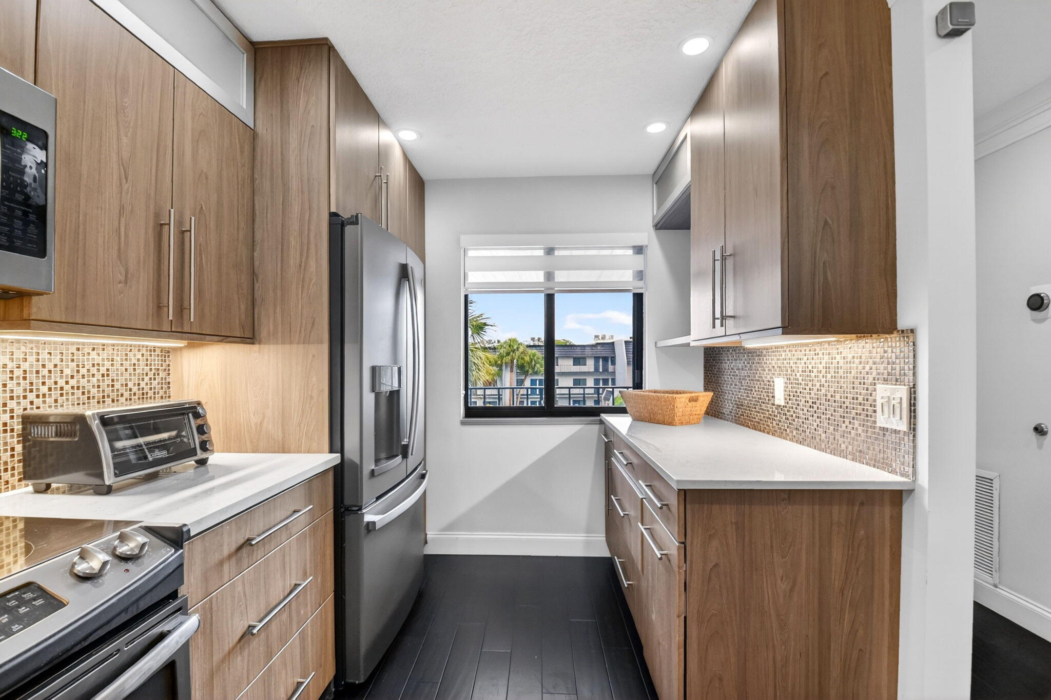 FOUNTAINS OF PALM BEACH CONDO 5 - Residential