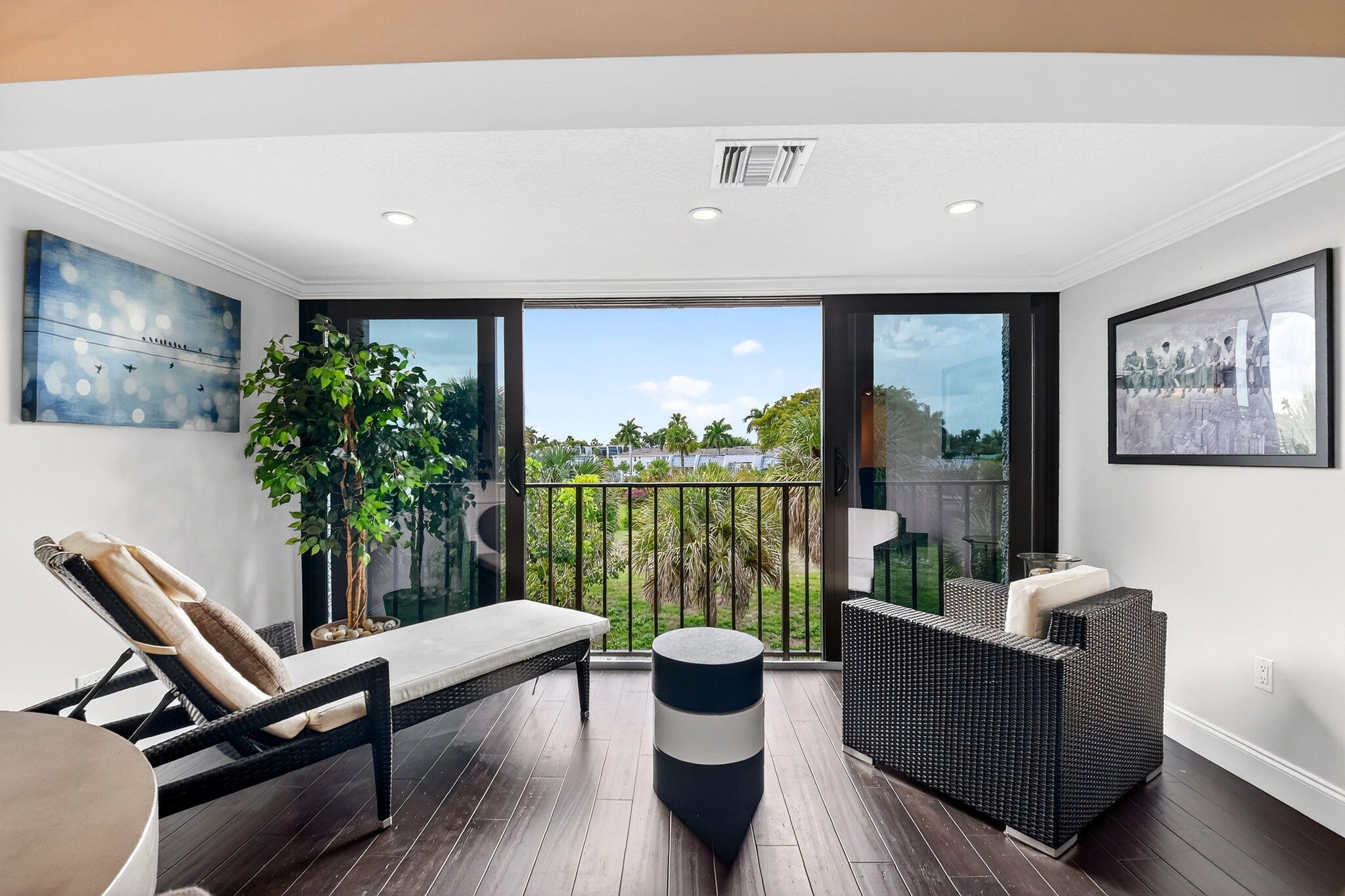 FOUNTAINS OF PALM BEACH CONDO 5 - Residential