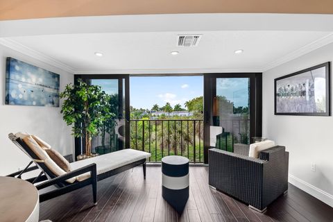 Tiny photo for 4290 Deste Court #303, Lake Worth, FL 33467 (MLS # B26012092)