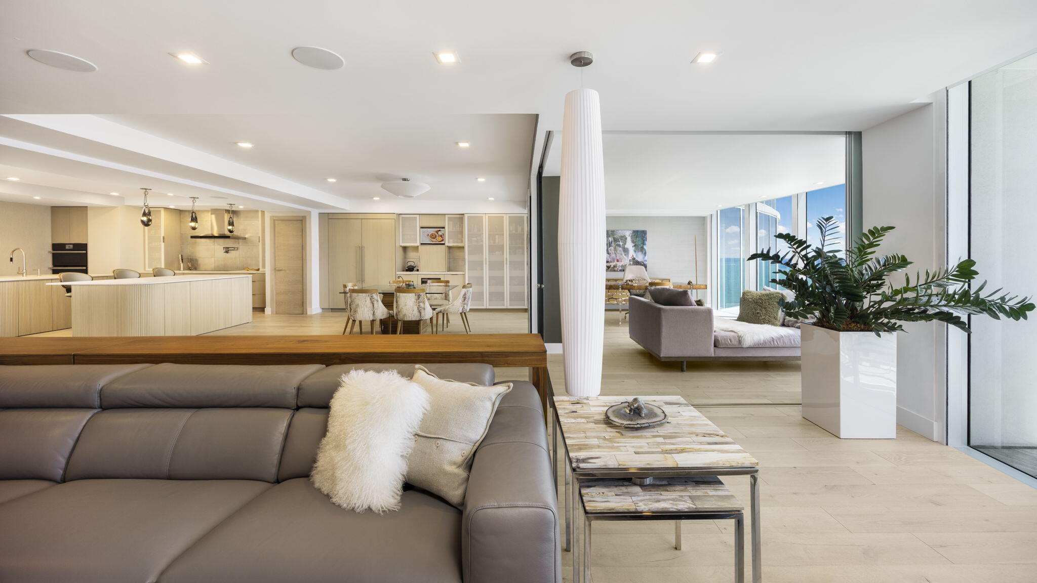 COCONUT GROVE RESIDENCES - Residential